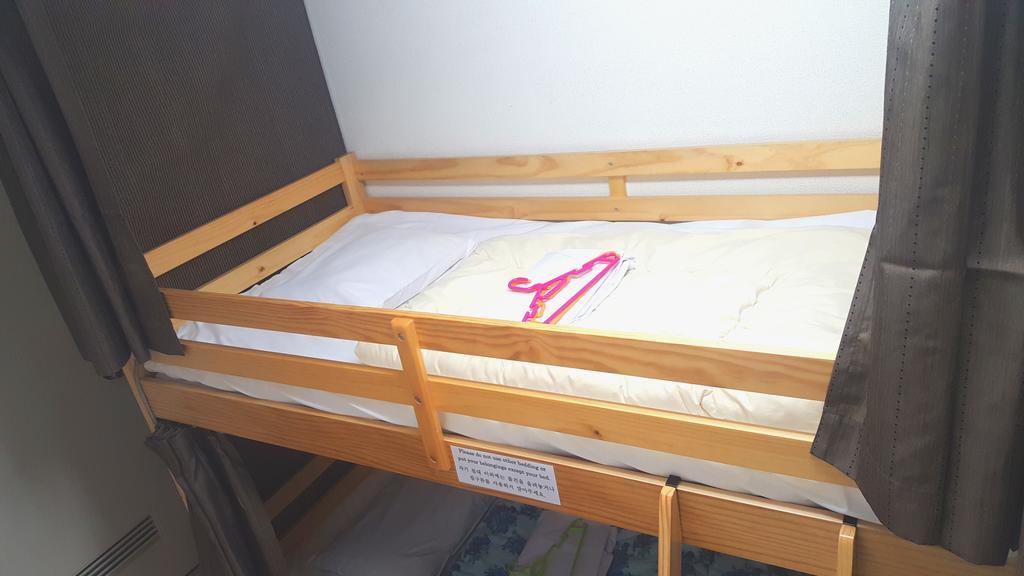 Fukuoka Guest House Rodem Екстер'єр фото